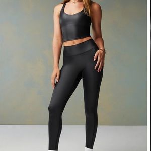 Fabletics metallic set: anywhere motion 365 high waisted